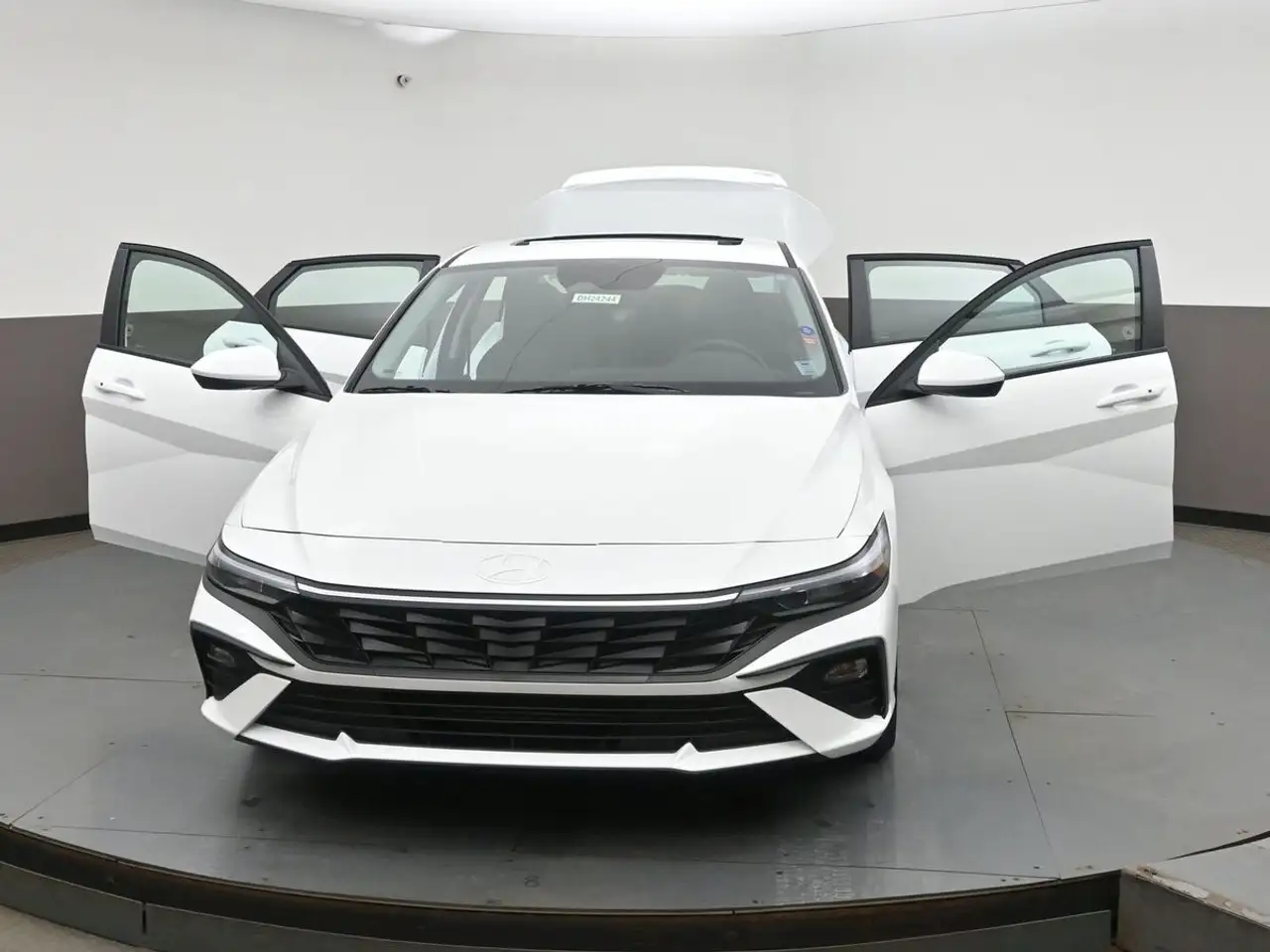 Hyundai ELANTRA снимка Hyundai ELANTRA