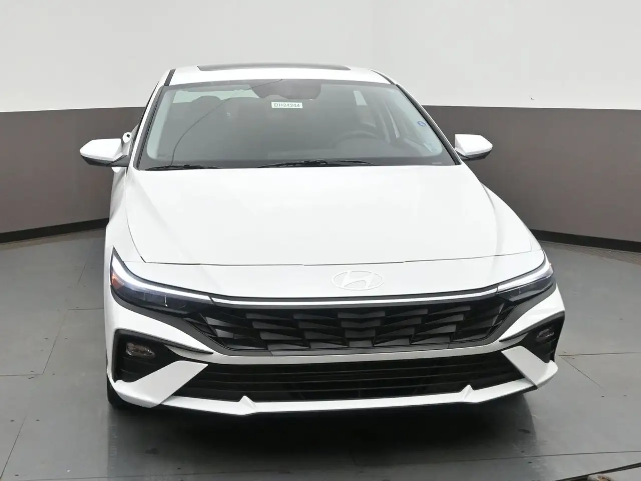 Hyundai ELANTRA снимка Hyundai ELANTRA