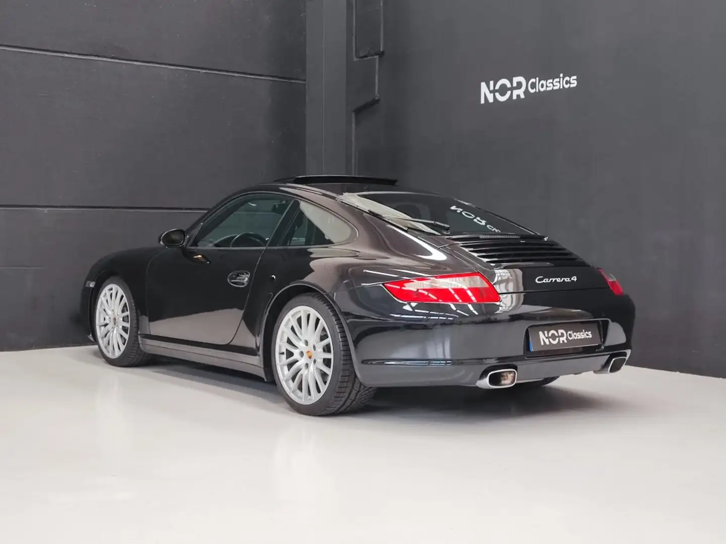 Porsche 911 Carrera 4 Coupé Tiptronic Negro - 2