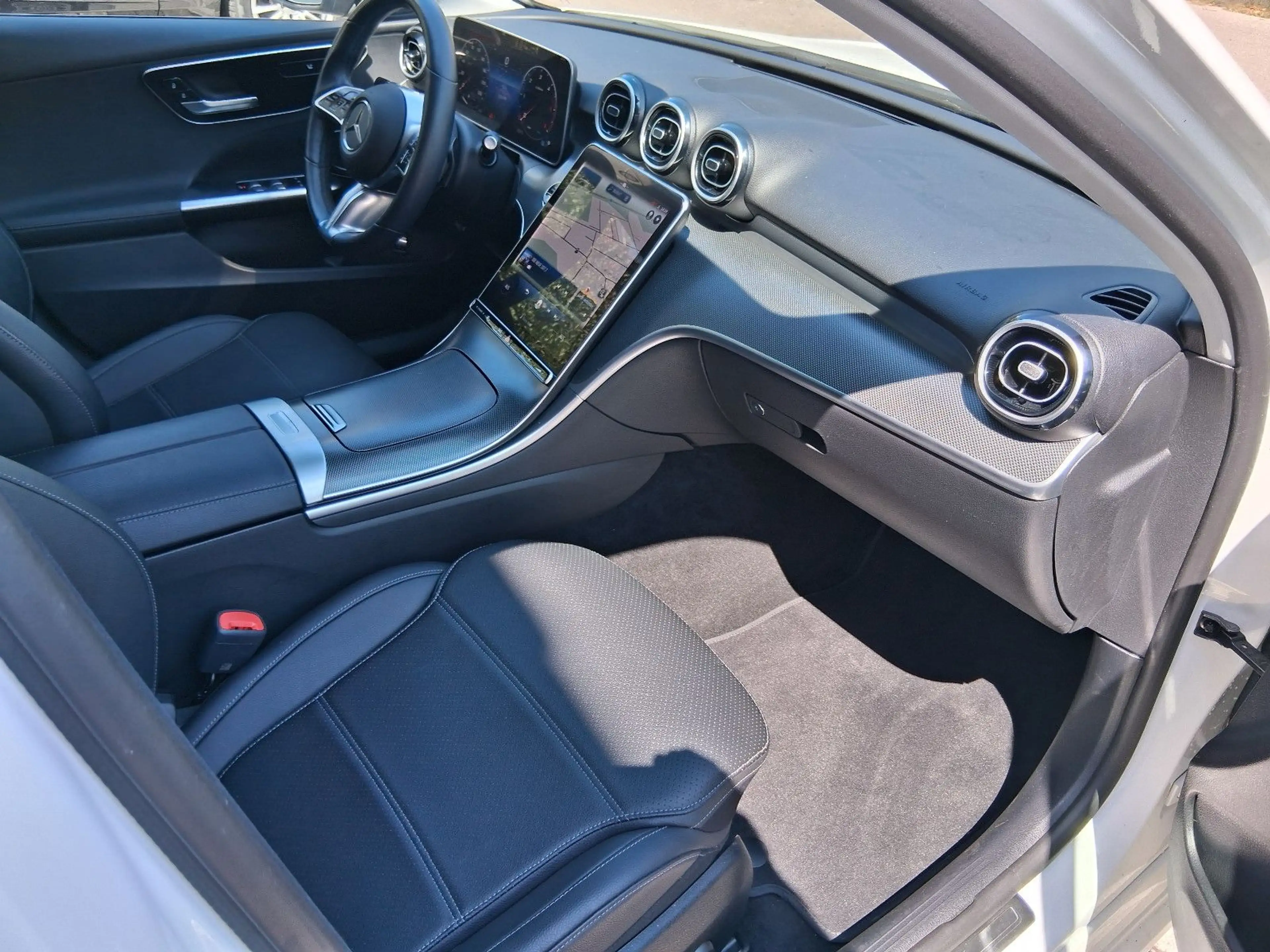 Mercedes-Benz C 220 d T-Model AVANTGARDE DISTRONIC Plus AHK — photo 10