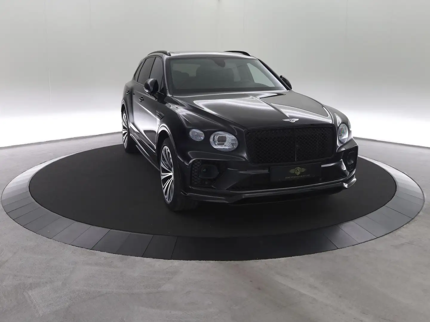 Bentley Bentayga 4.0 V8 | First Edition | TV achter | Nachtzicht | Noir - 2