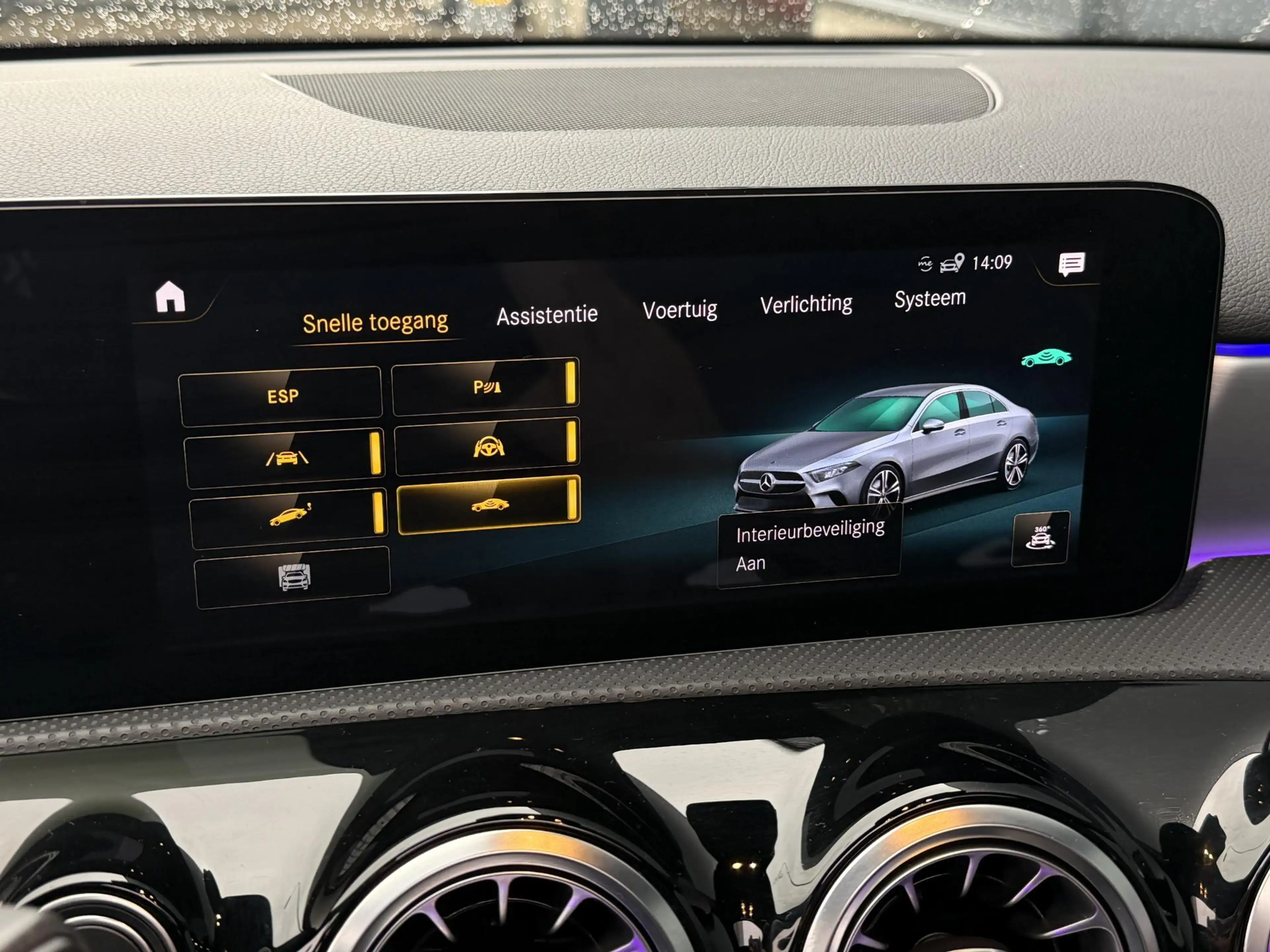 Mercedes-Benz A 250 e AMG Line 18''/SOH 100%/Panoramadak/Memory L&R/Tr — photo 18
