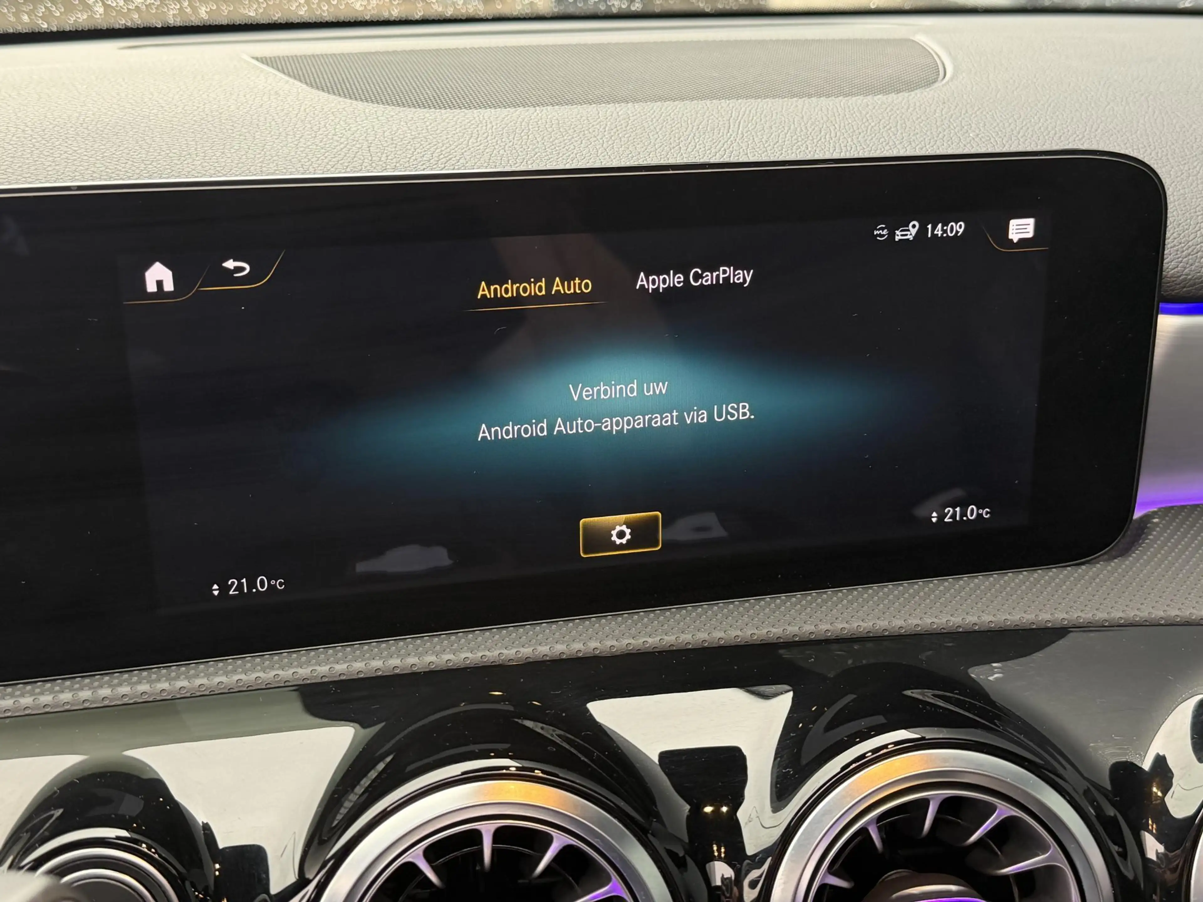 Mercedes-Benz A 250 e AMG Line 18''/SOH 100%/Panoramadak/Memory L&R/Tr — photo 16