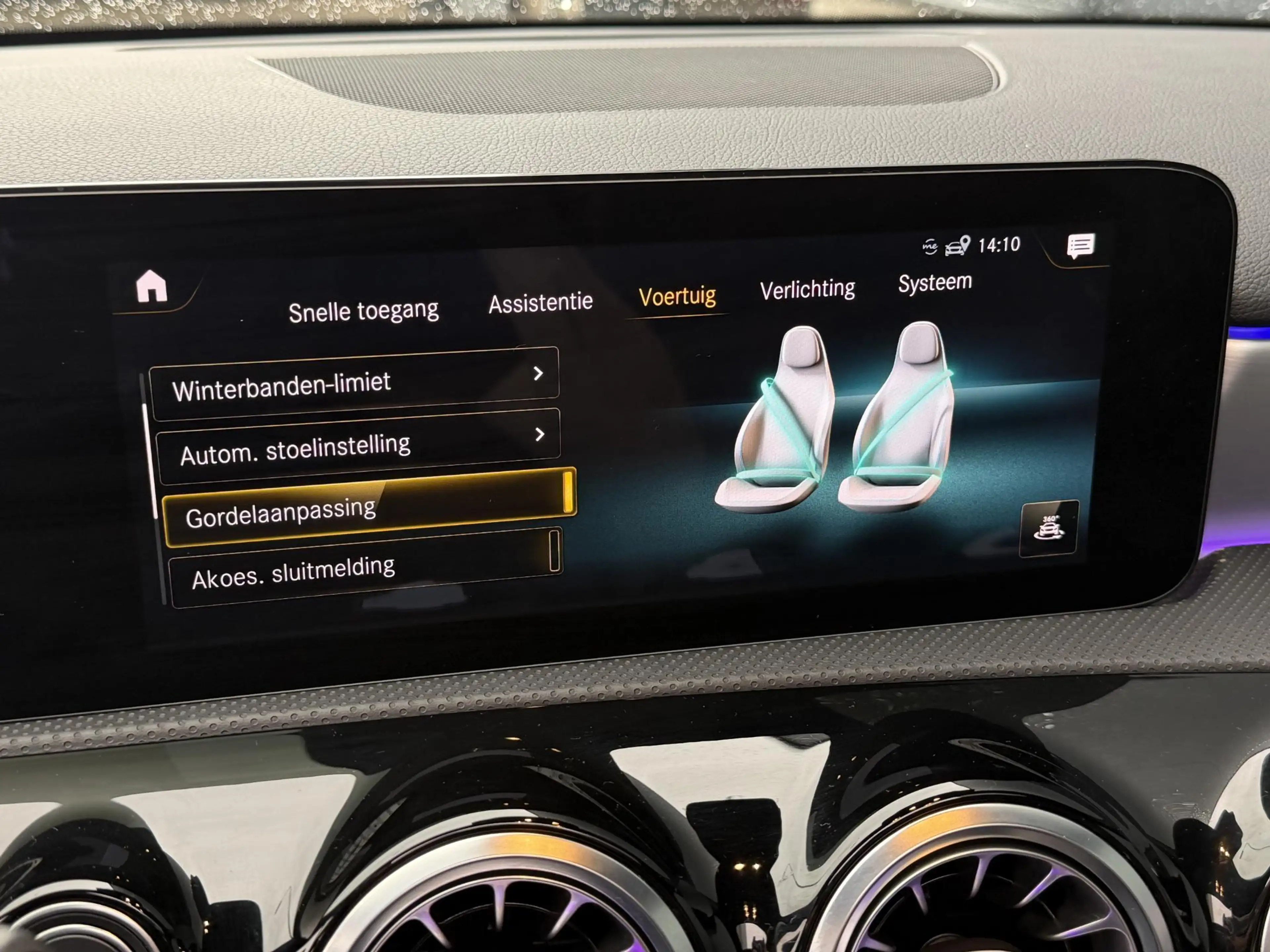 Mercedes-Benz A 250 e AMG Line 18''/SOH 100%/Panoramadak/Memory L&R/Tr — photo 24