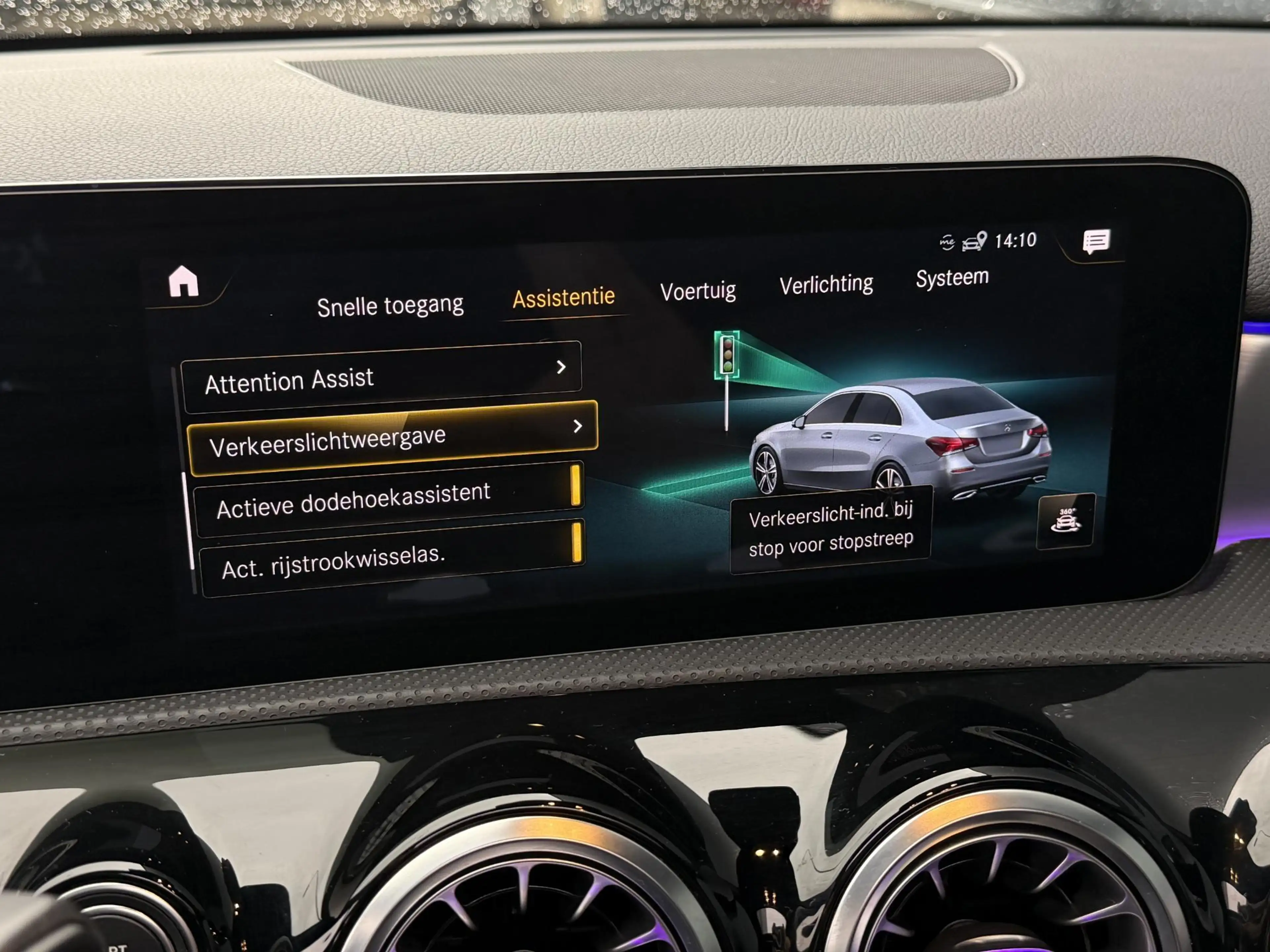 Mercedes-Benz A 250 e AMG Line 18''/SOH 100%/Panoramadak/Memory L&R/Tr — photo 23