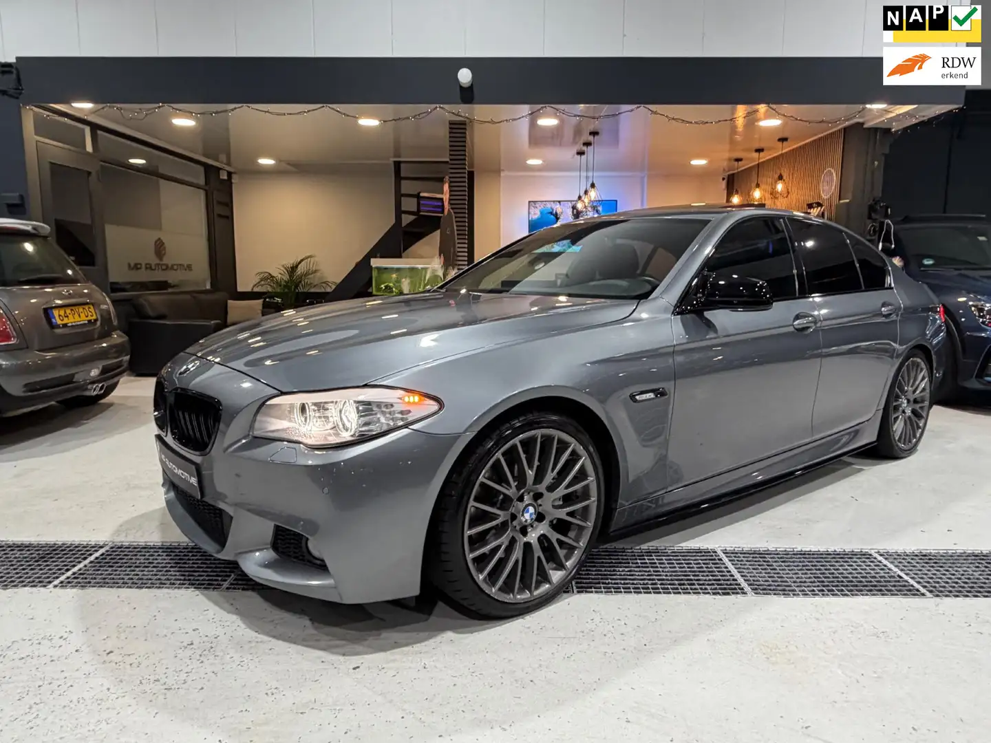 BMW 535 5-serie 535i M-Sport|High Executive|Schuifdak|Memo Gris - 1