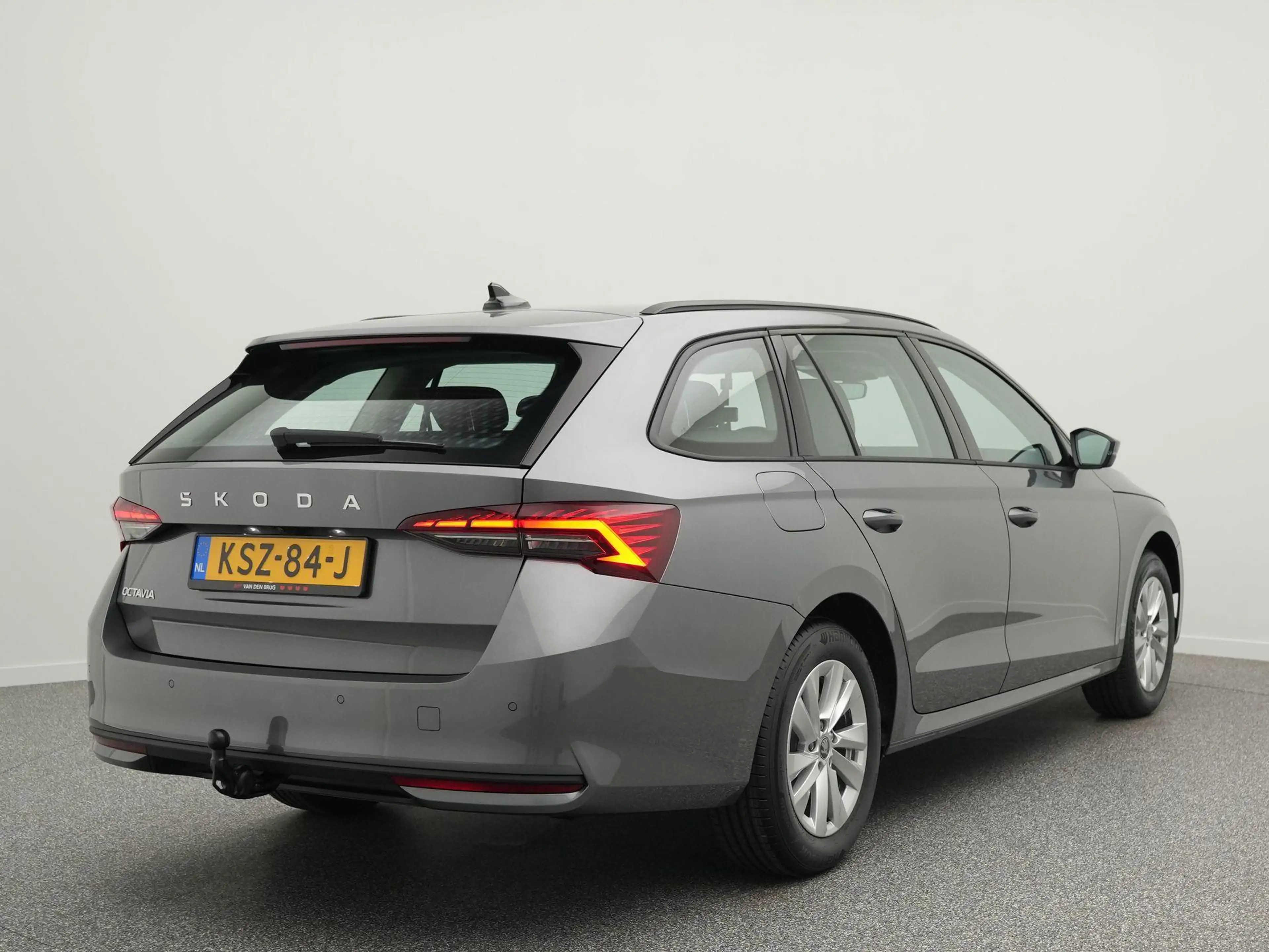 Skoda Octavia Combi 1.5 TSI 115pk Business Edition | Trekhaak | — photo 2