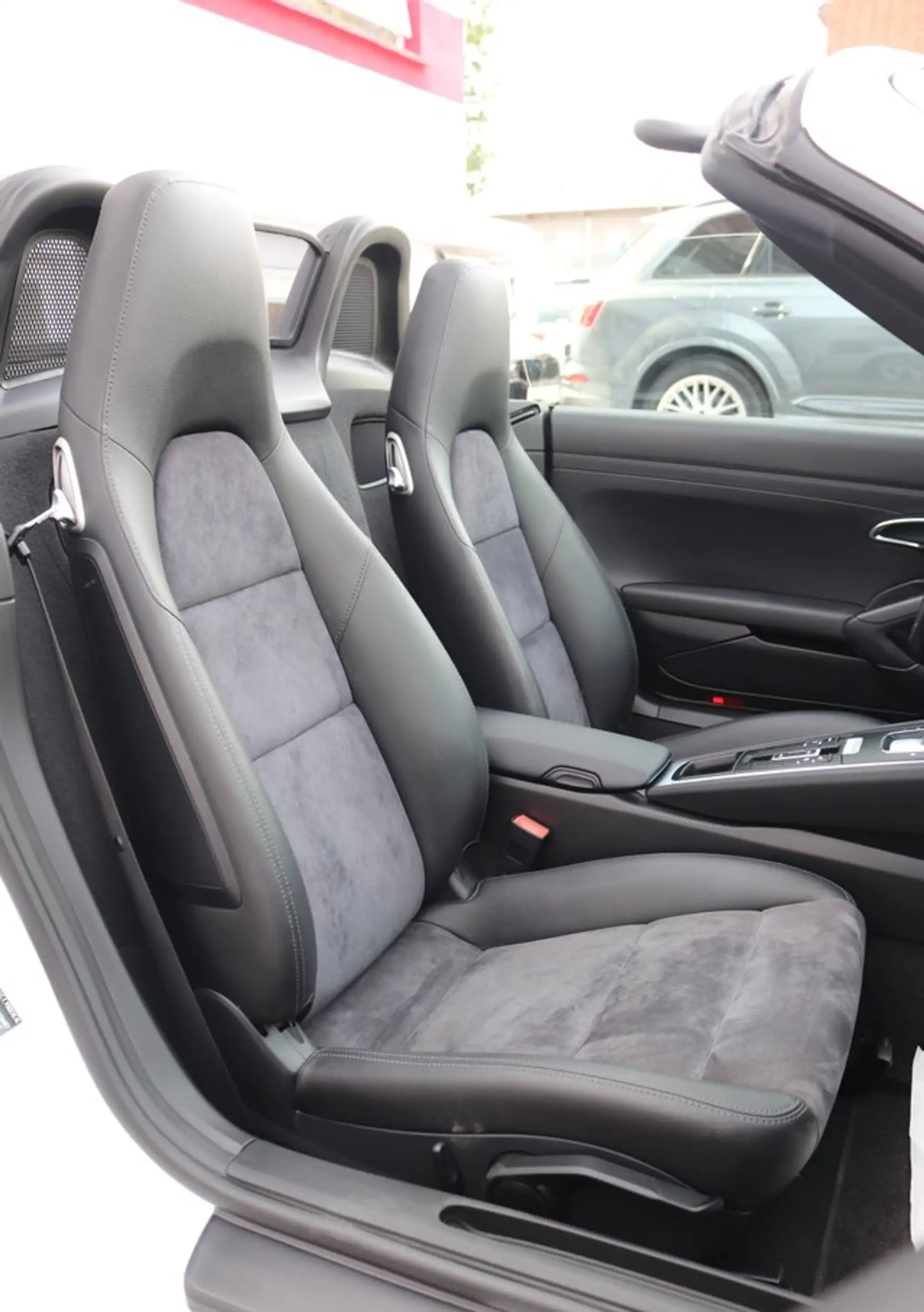 Porsche Boxster Boxster  2.Hd*TOP ZUSTAND*Navi*BiXenon*18" — photo 8