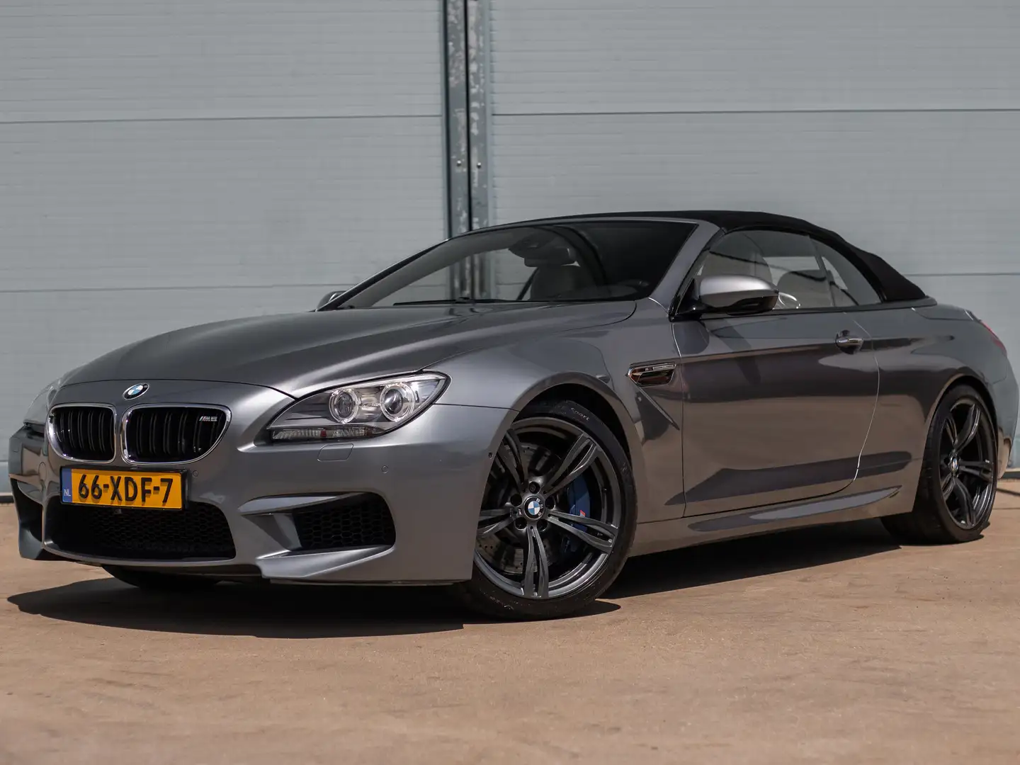 BMW M6 M6 Cabrio Individual | Dealer OH | Orig NL Gri - 2