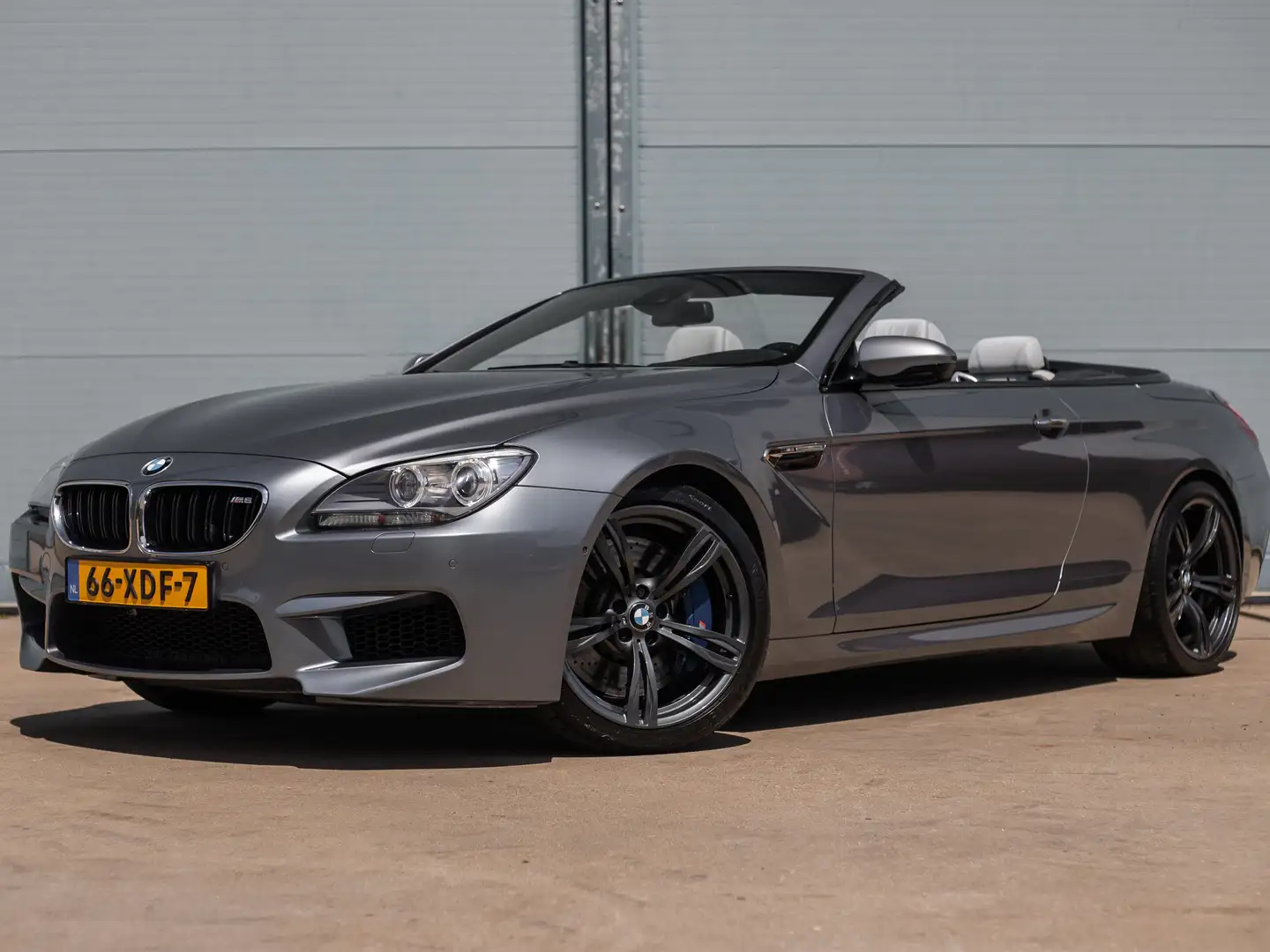BMW M6 M6 Cabrio Individual | Dealer OH | Orig NL Gri - 1
