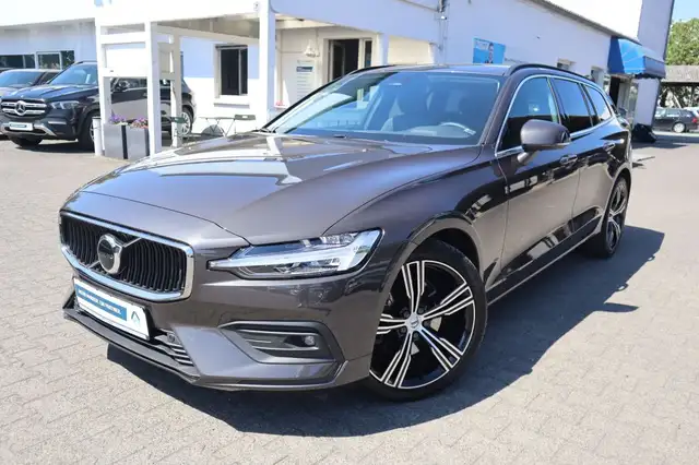 Volvo V60 B4 D |NAVI|ACC|SHZG|R CAM|AHK|LED|