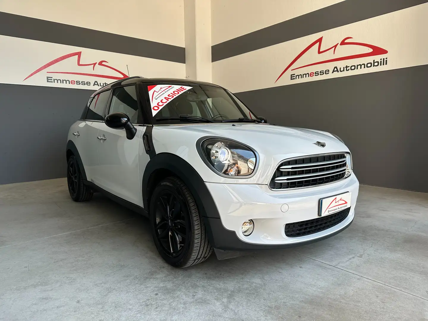 MINI Cooper D Countryman Mini Countryman R60 2.0 Cooper d 112cv auto E6 Bianco - 1