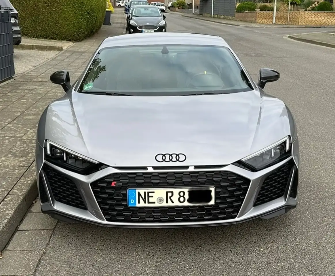 Audi R8