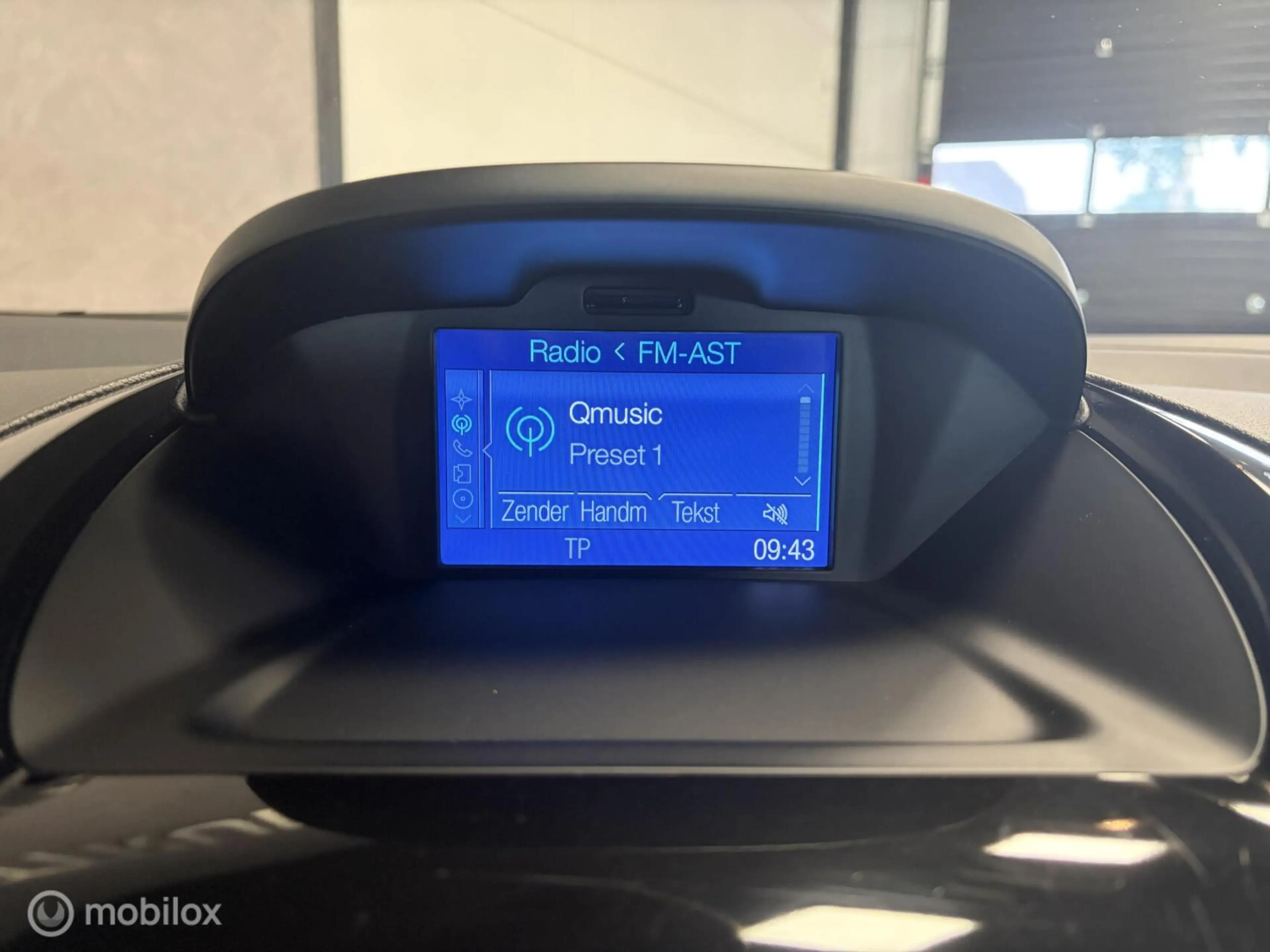 Ford B-Max 1.0 EcoBoost Titanium DEALER O.H. / CLIMA / CRUISE — photo 9