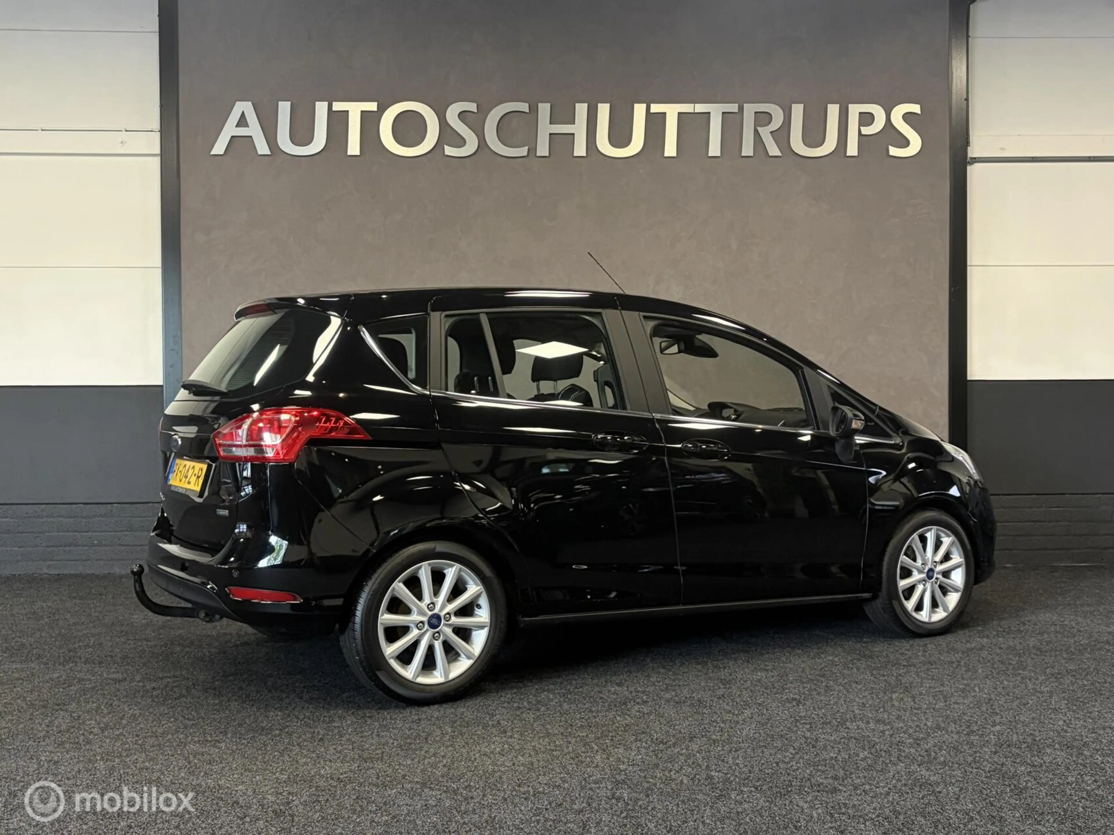 Ford B-Max 1.0 EcoBoost Titanium DEALER O.H. / CLIMA / CRUISE — photo 2
