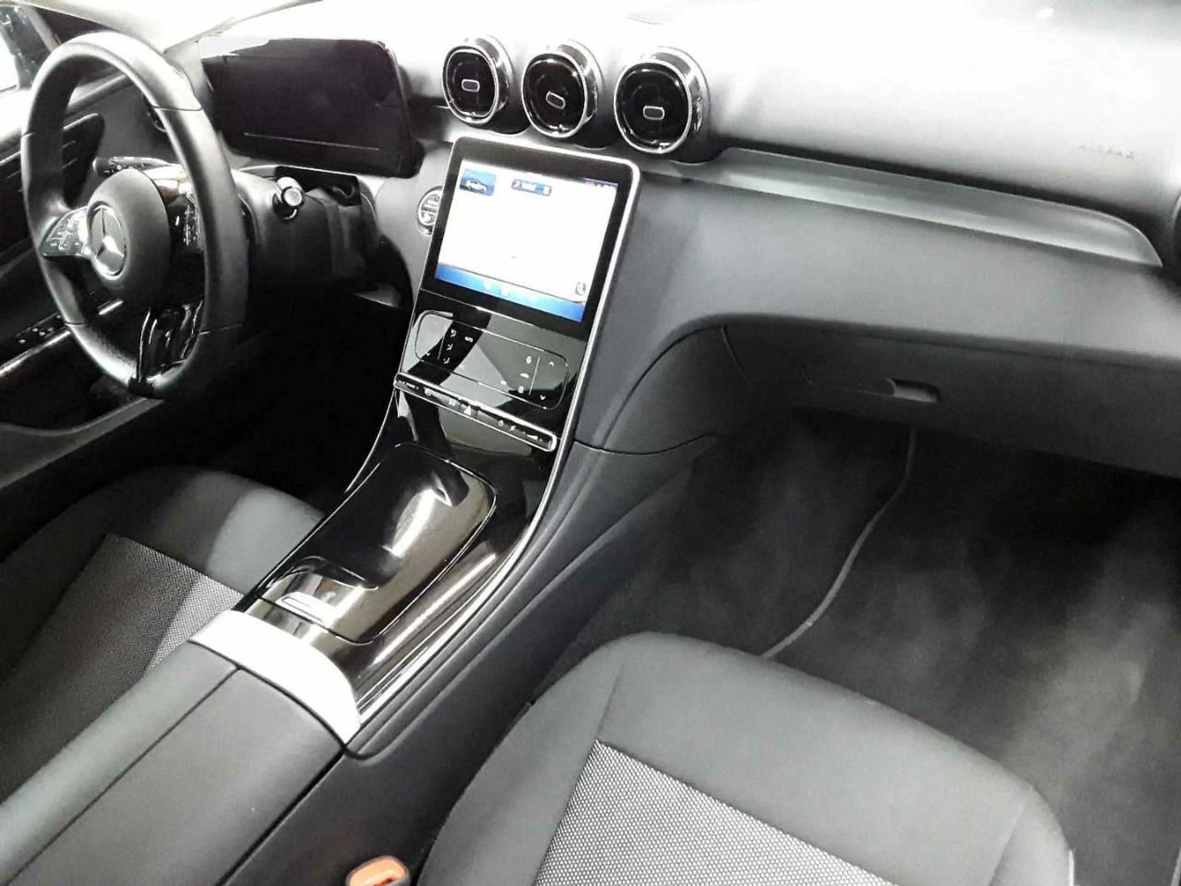 Mercedes-Benz C 200 C 200 d T 9G- Ava Ext. BusiP AssiP PANO — photo 9