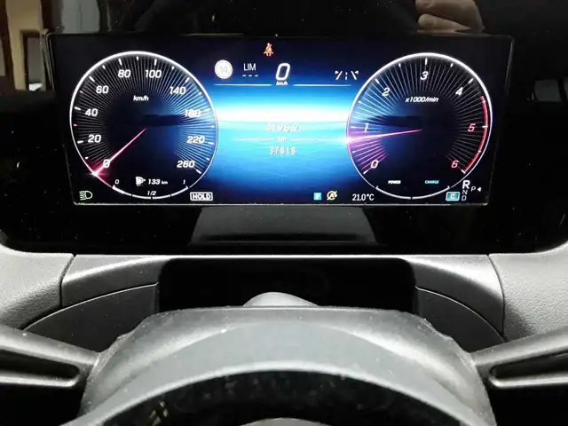 Mercedes-Benz C-Class view 11