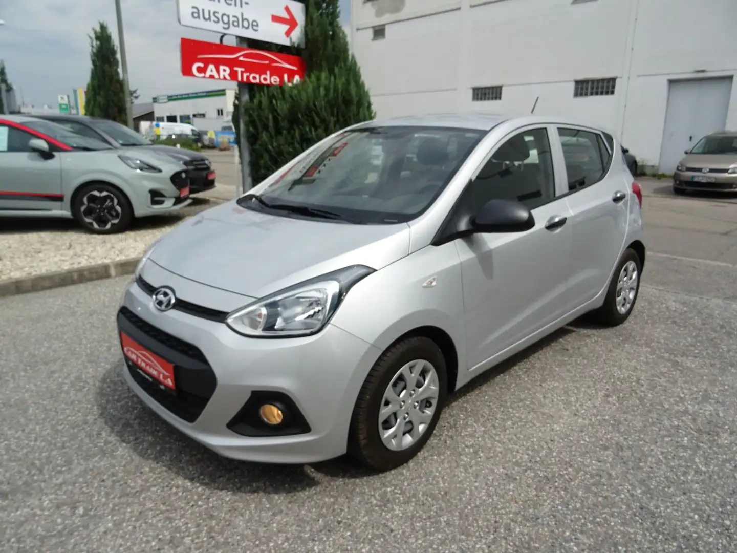 Hyundai i10 Classic/ 46000 KM Silber - 1