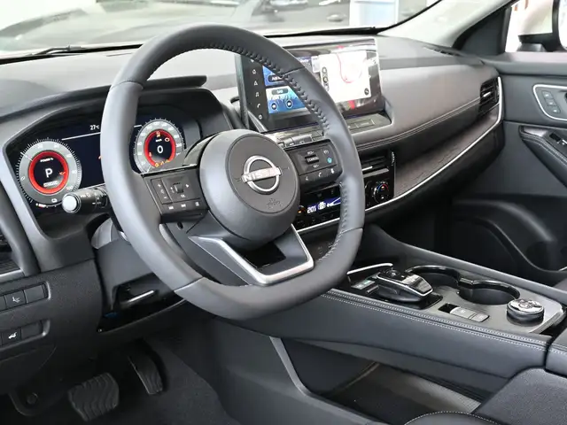 Nissan X-Trail view 11