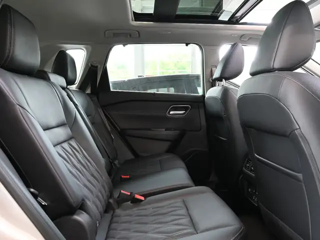 Nissan X-Trail view 23