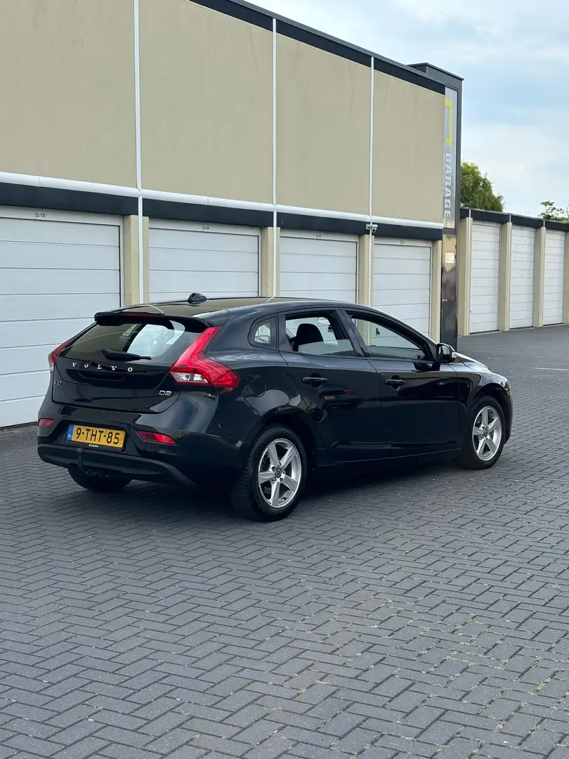 Volvo V40 1.6 D2 Momentum Zwart - 2