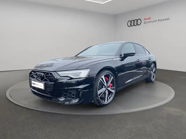 Audi S6 view 2
