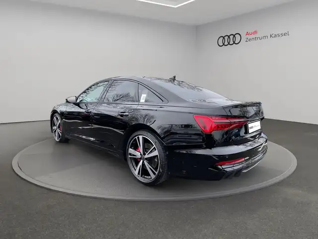 Audi S6 view 5