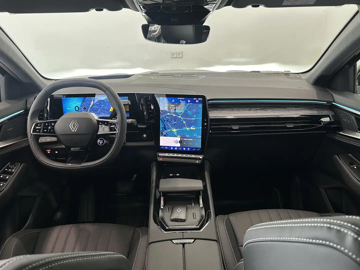 Renault Espace 1.2 E-Tech Full Hybrid 200 Iconic 7p. | Matrix LED Zwart - 2
