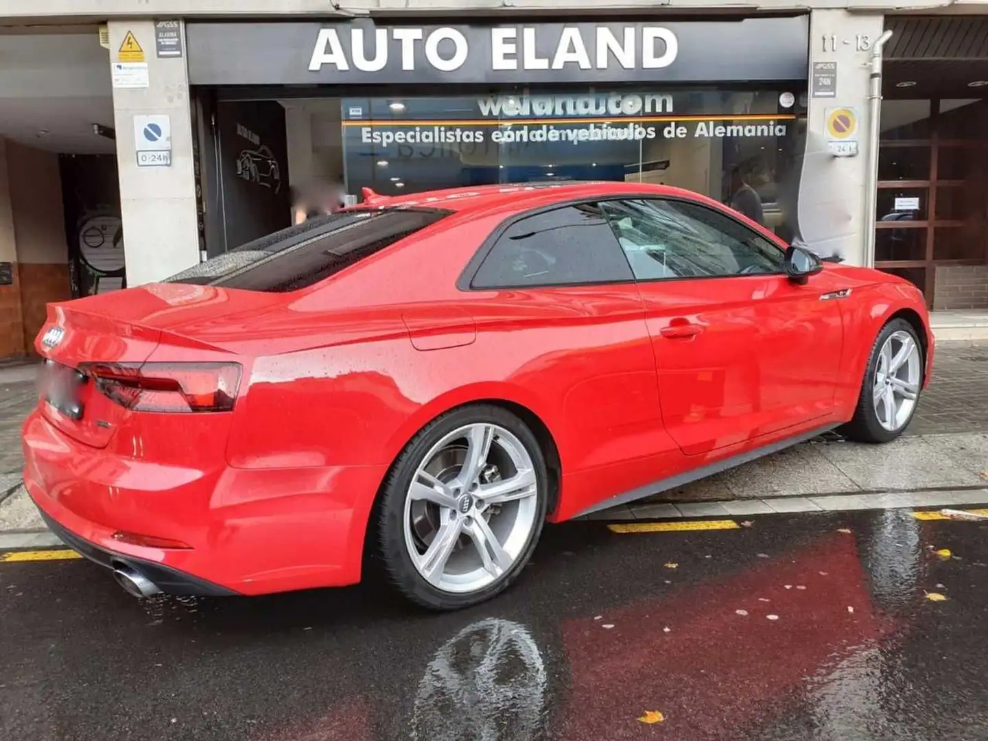 Audi A5 Coupé 2.0 TFSI S Line quattro S-T 185kW Rojo - 1