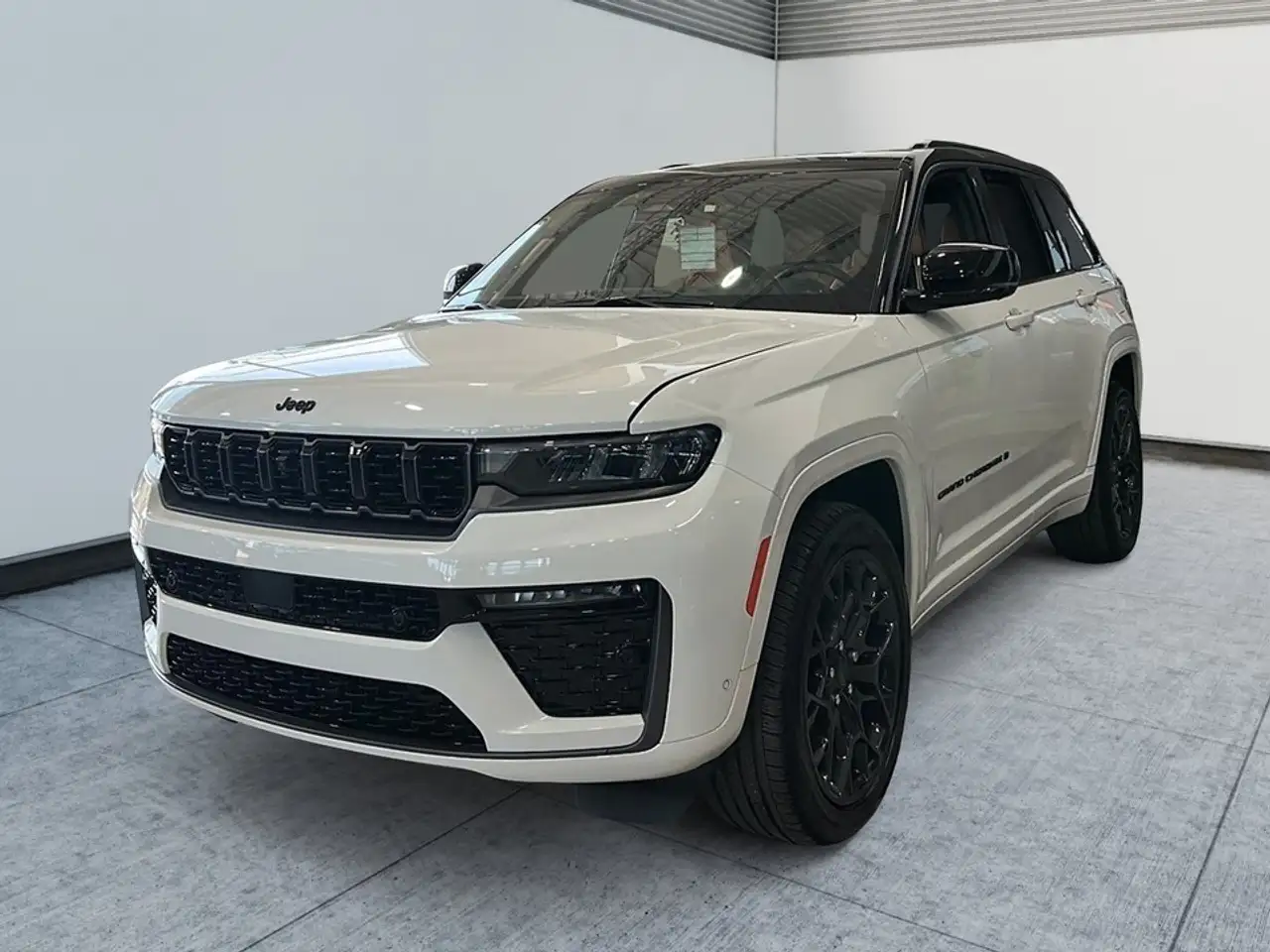 Jeep Grand Cherokee снимка Jeep Grand Cherokee