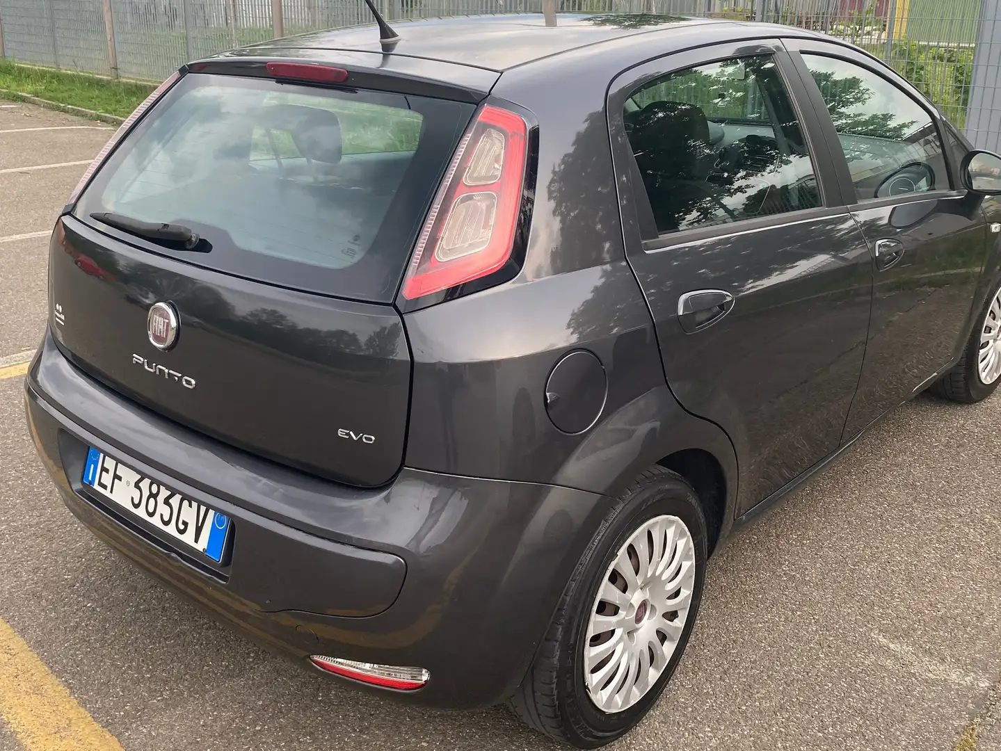 Fiat Punto Evo Punto Evo 5p 1.3 mjt Dynamic 75cv Grigio - 1