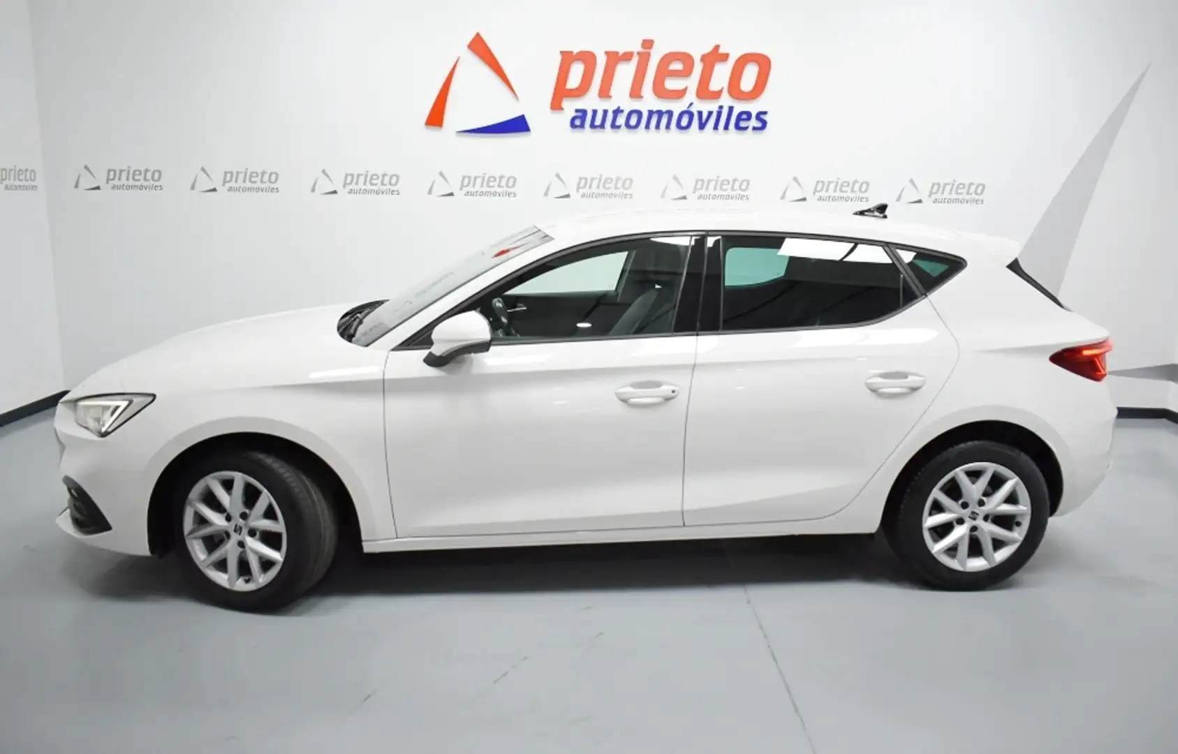 SEAT Leon 2.0TDI S&S Style 115 Blanco - 2