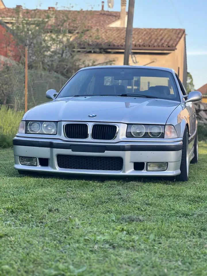 BMW 320i Coupe Europa c/2airbag, foto 2