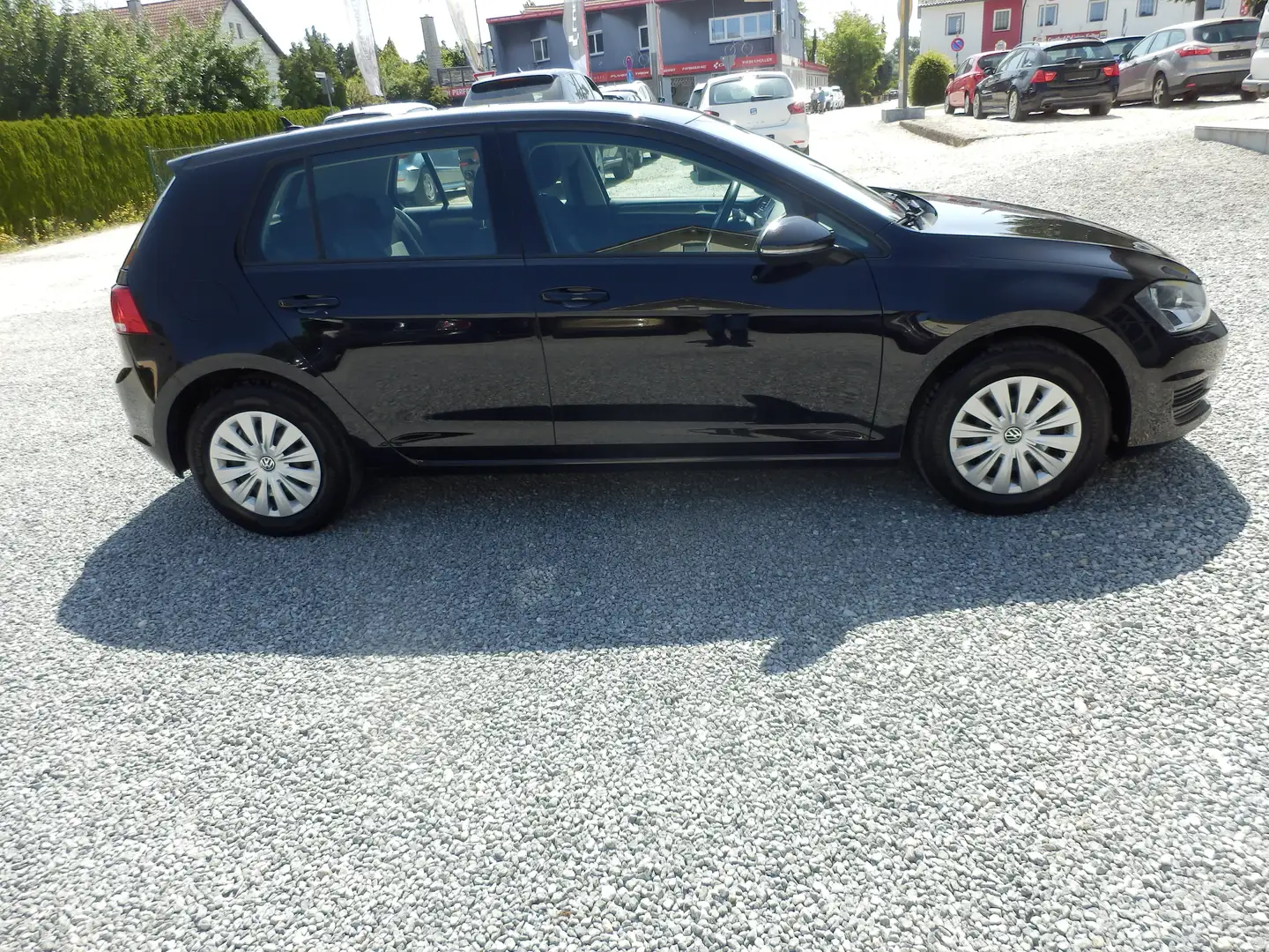 Volkswagen Golf Trendline BMT Klimaautomatik Schwarz - 1