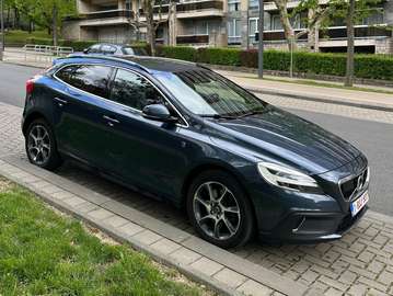 V40 Cross Country 1.5 T3 Ocean Race Geartronic