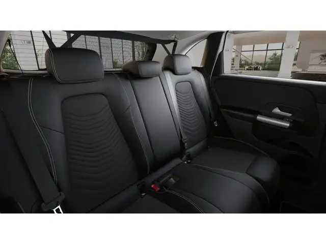 Mercedes-Benz B-Class view 13