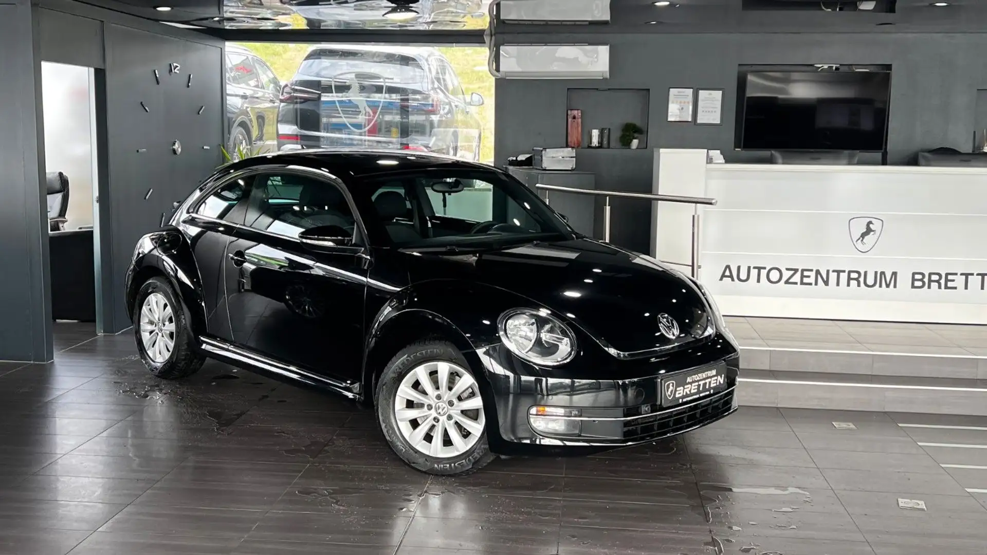 Volkswagen Beetle 1.4 TSI Lim. Design*SHZ*PDC*1.Hand Černá - 1