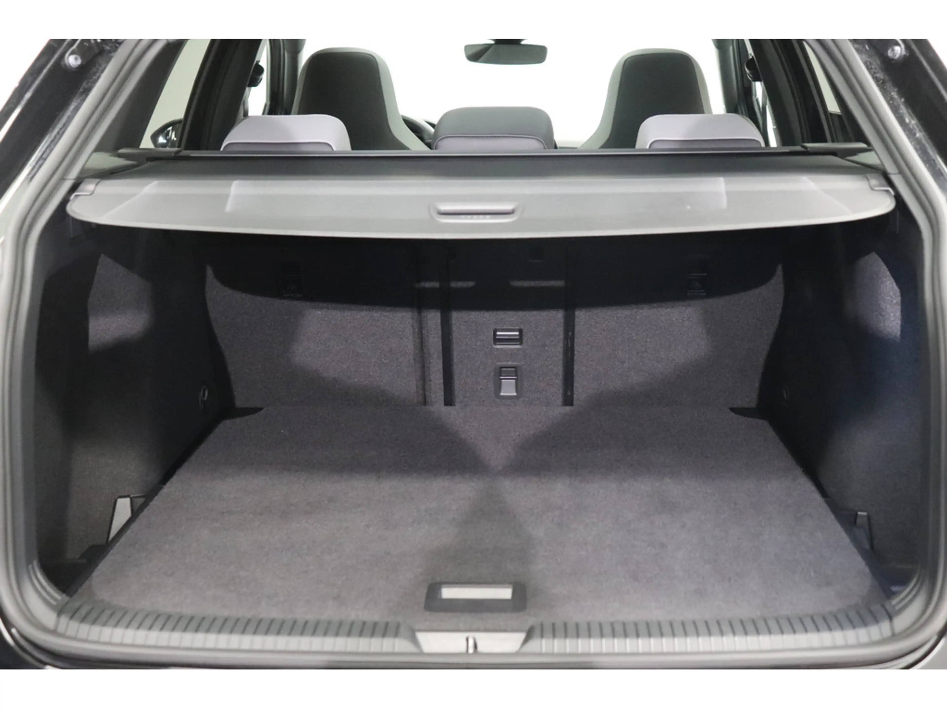 Volkswagen Golf Variant 2.0 TSI 4Motion R-line #Panorama #Matrix — photo 8