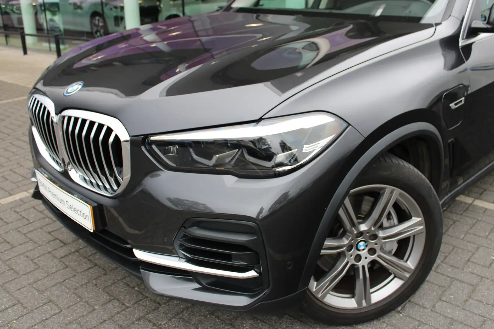 BMW X5 xDrive45e High Executive Automaat / Trekhaak / Spo Gris - 2