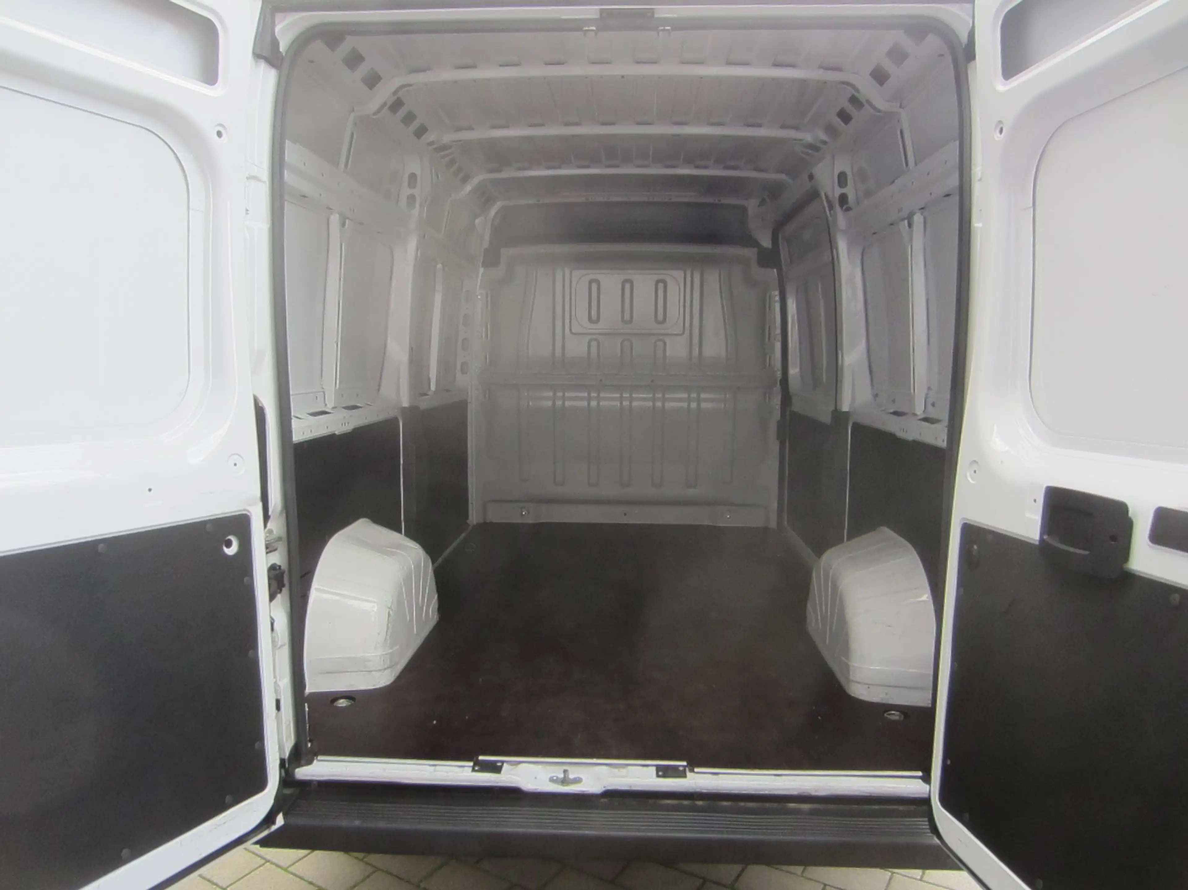 Fiat Ducato 120 L2H2 RS: 3450 mm,Klimatronic,PDC — photo 12