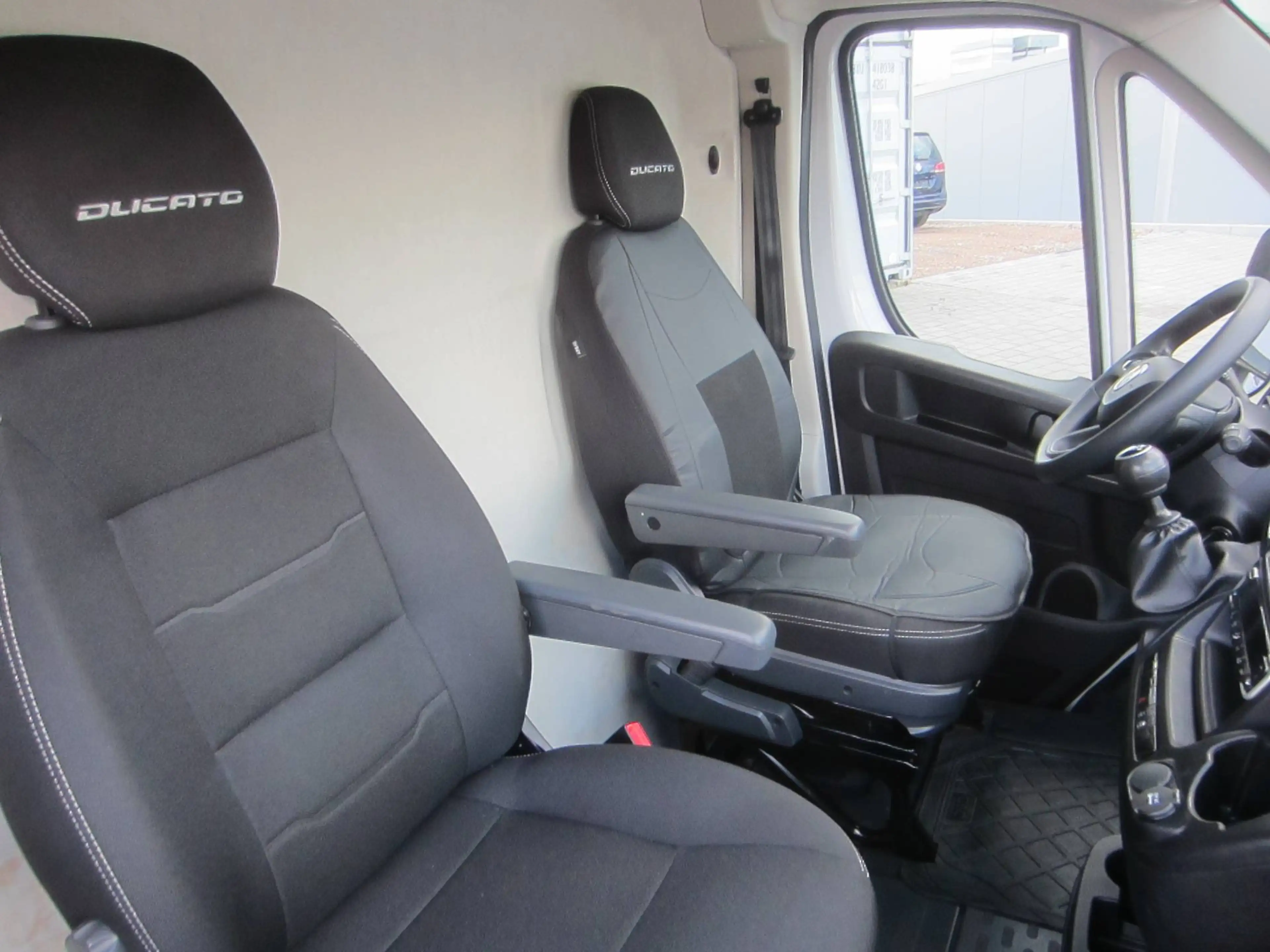 Fiat Ducato 120 L2H2 RS: 3450 mm,Klimatronic,PDC — photo 9