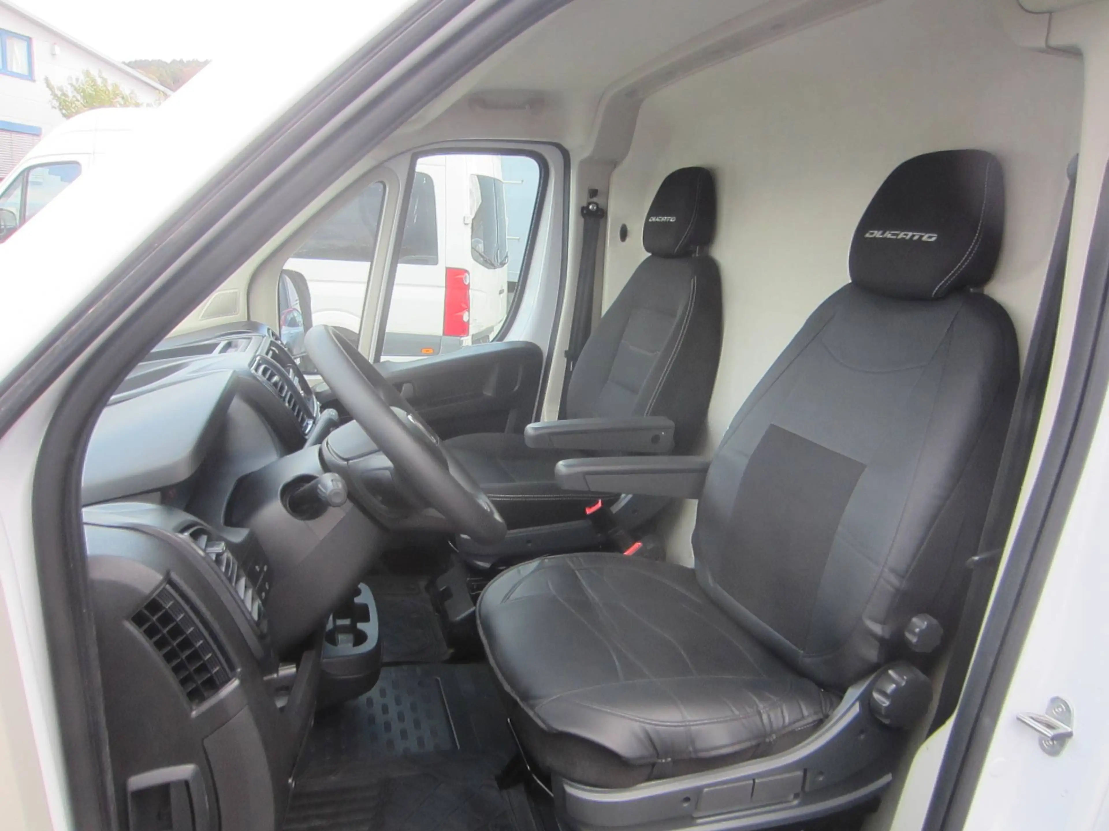 Fiat Ducato 120 L2H2 RS: 3450 mm,Klimatronic,PDC — photo 10