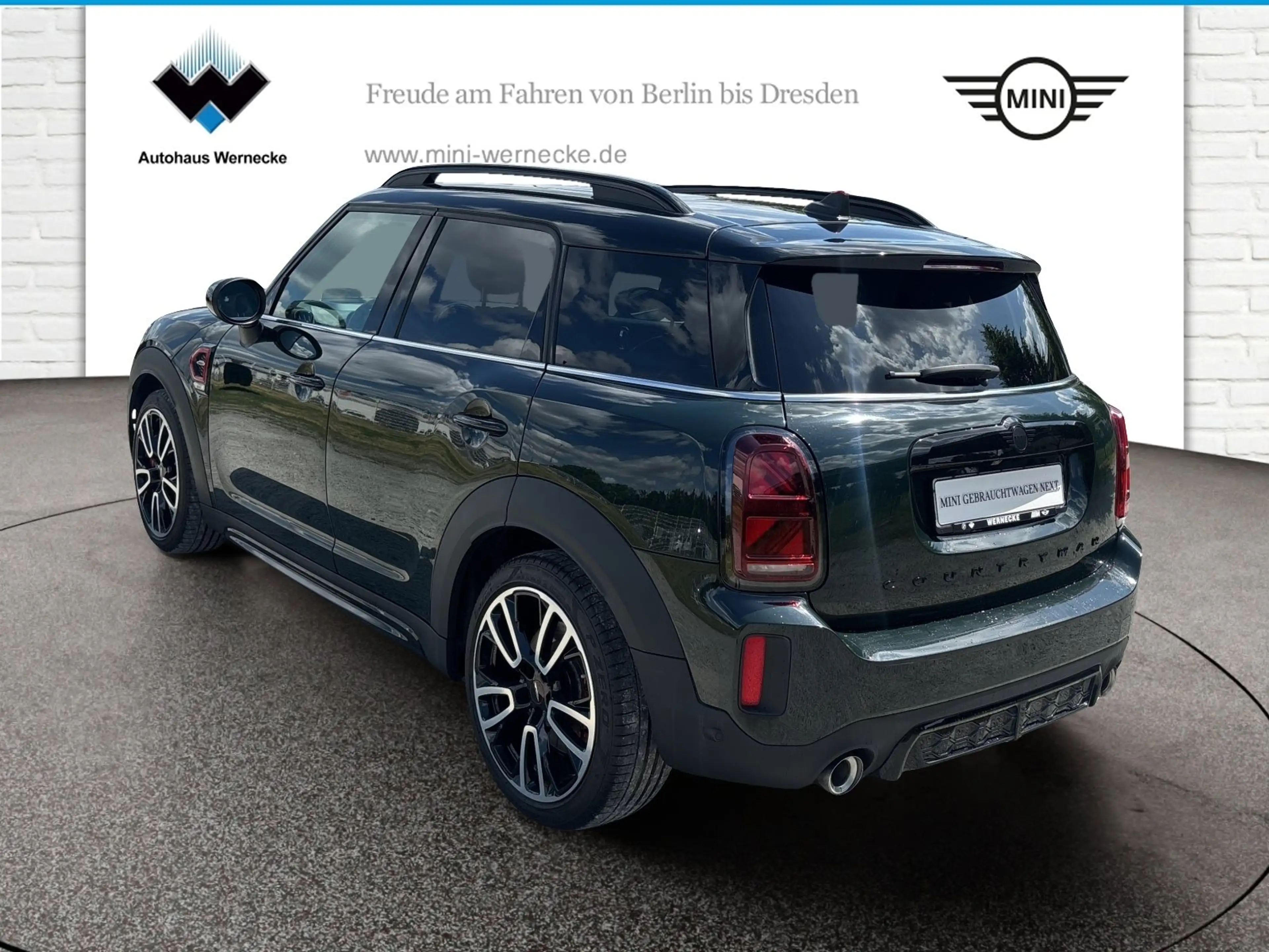 MINI John Cooper Works Countryman John Cooper Works ALL4 Countryman Head-Up DAB — photo 3