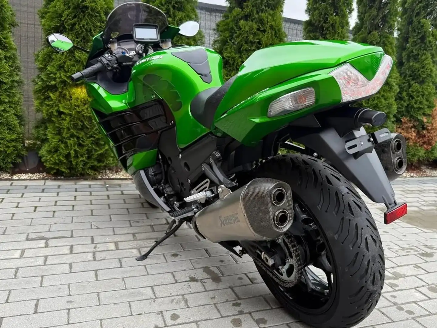 Kawasaki ZZR 1400 Vert - 2