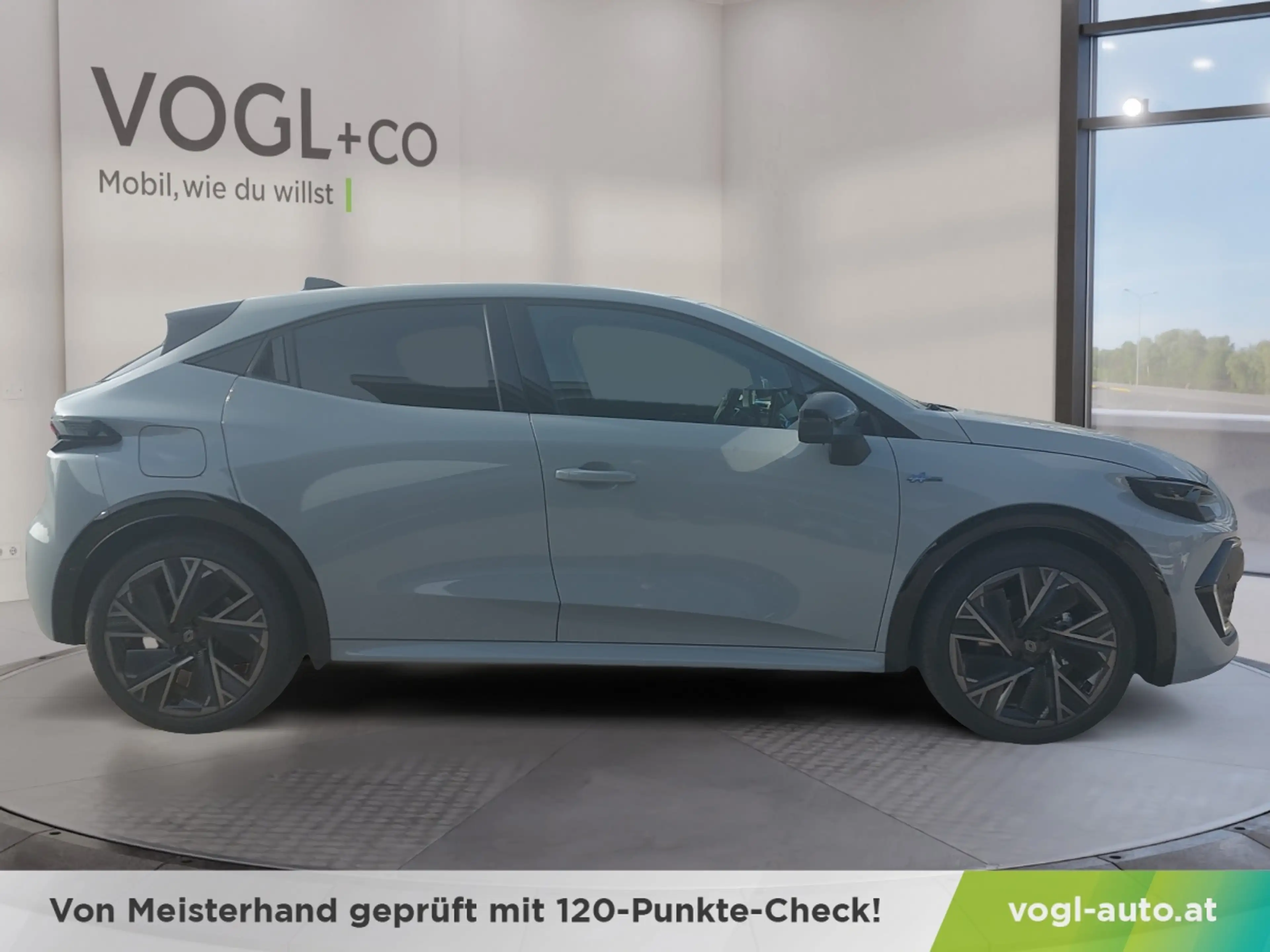 Renault Clio Esprit Alpine Full-Hybrid 160 — photo 8