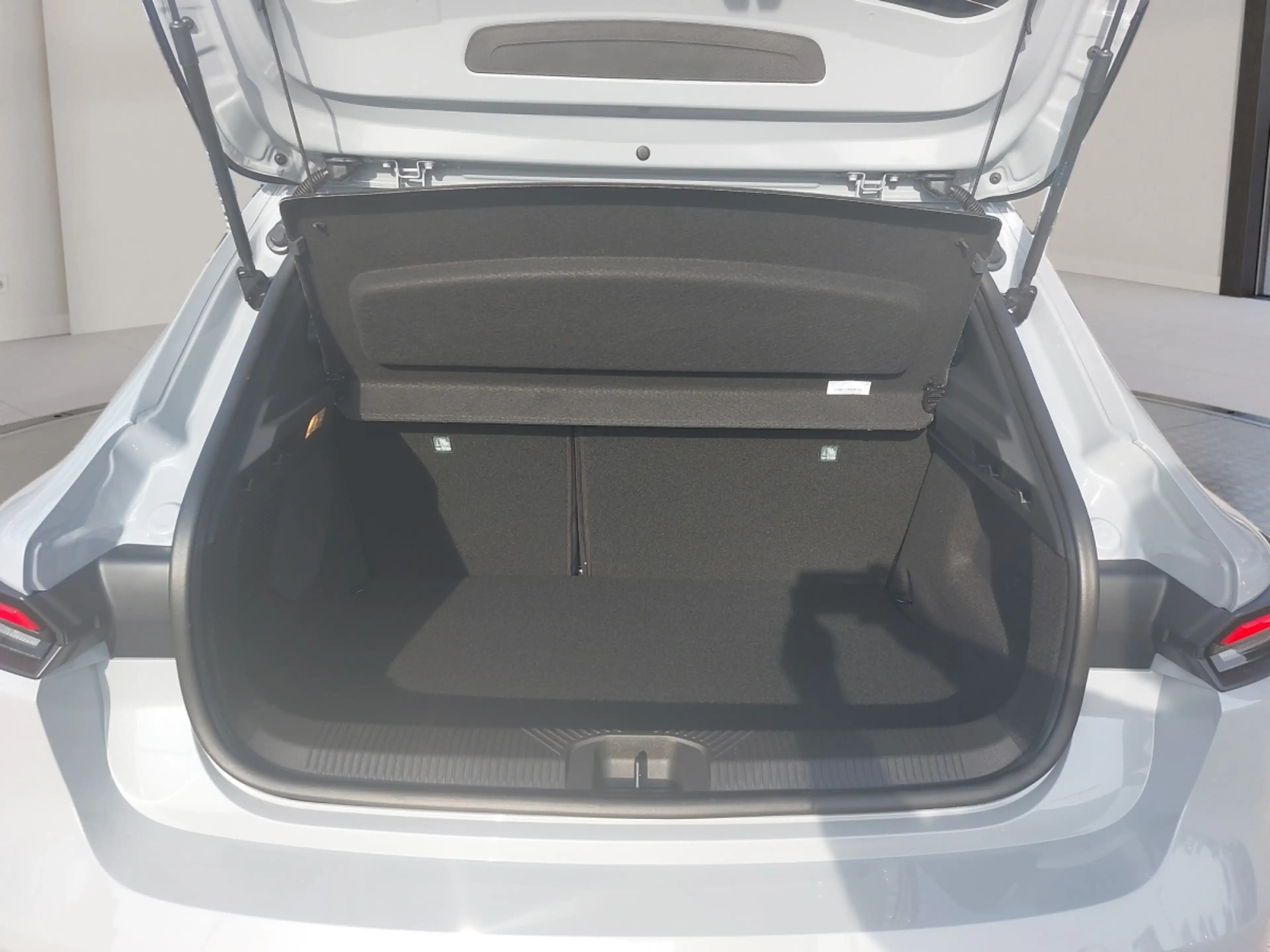 Renault Clio Esprit Alpine Full-Hybrid 160 — photo 12