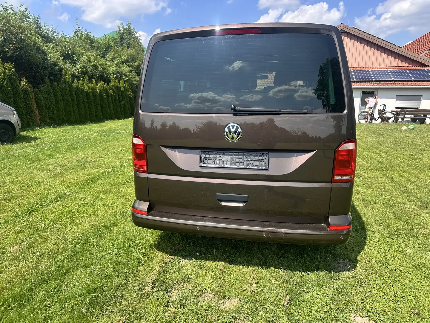 Volkswagen T6 Multivan Multivan Trendline Braun - 2