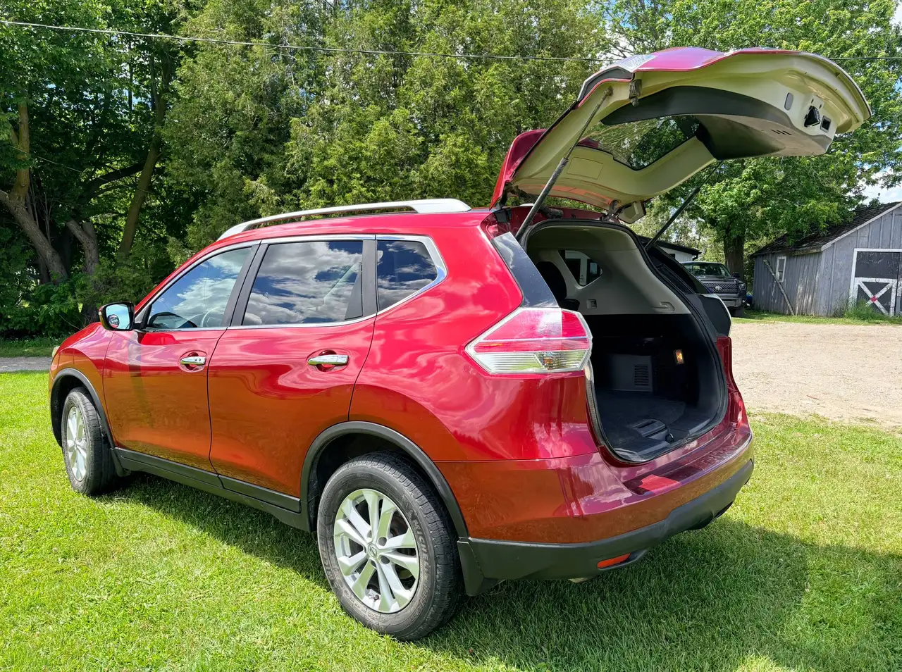 Nissan Rogue fotografie Nissan Rogue