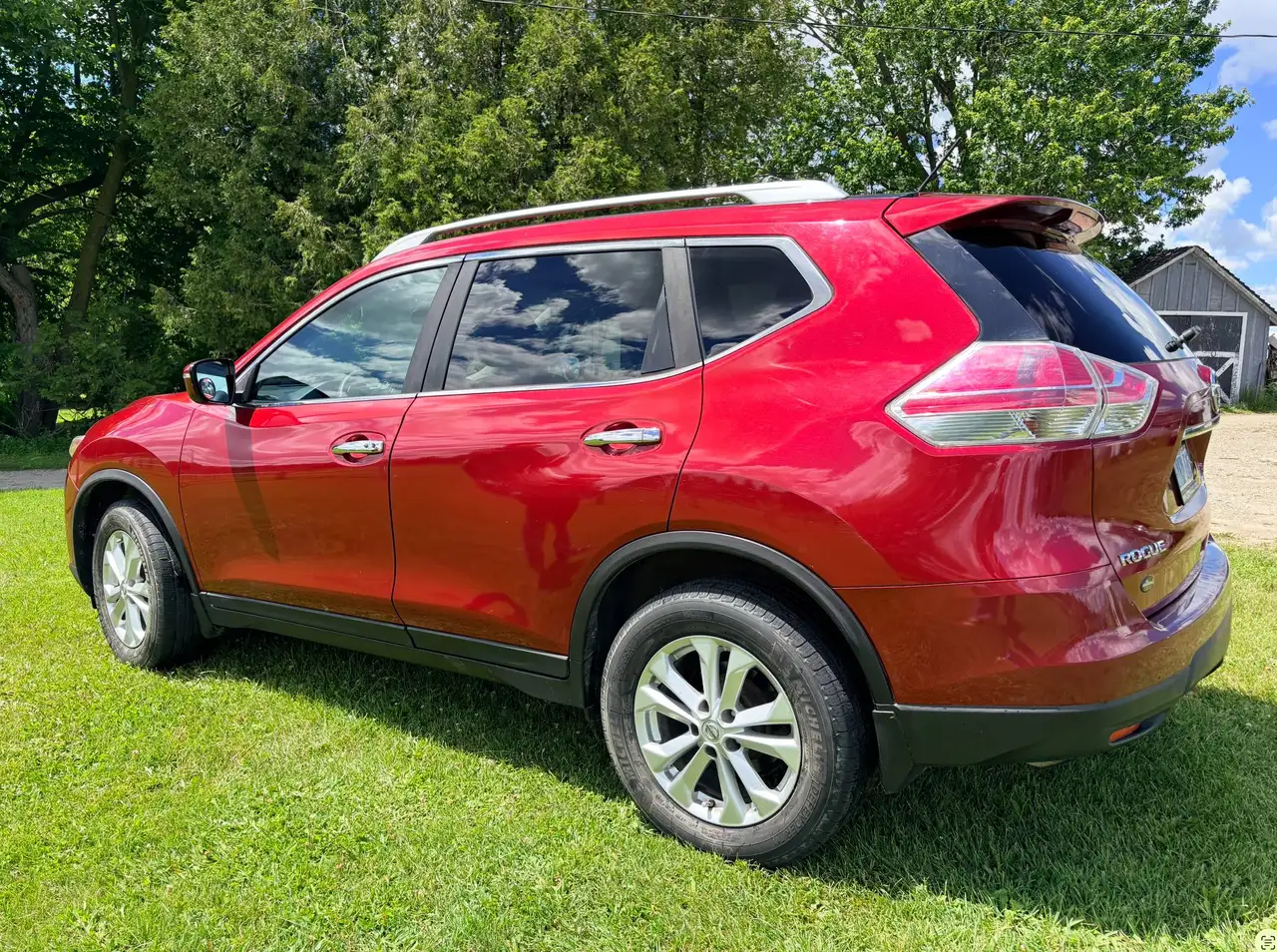 Nissan Rogue fotografie Nissan Rogue