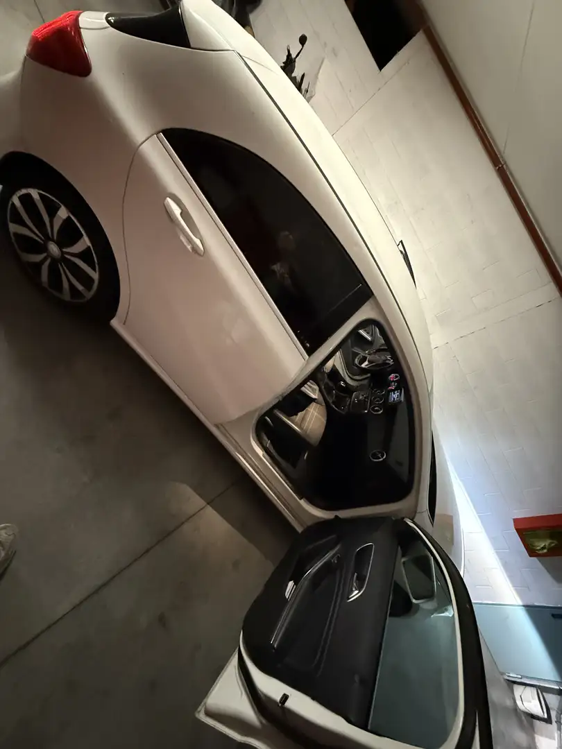 Mercedes-Benz 180 Sport - 2